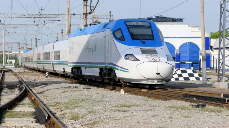 Узбекистан переходит на высокие скорости железнодорожного сообщения