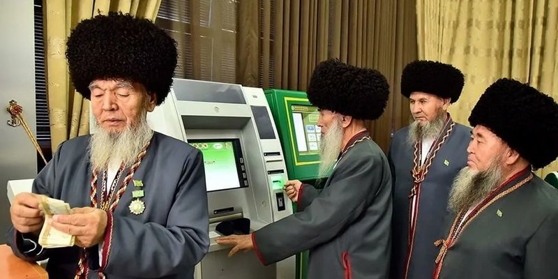 Туркменистан: участники и ветераны войны получают денежные выплаты