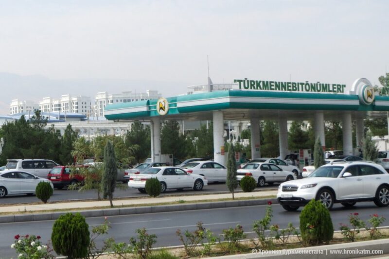 В Туркменистане вновь ощущается острый дефицит моторного топлива