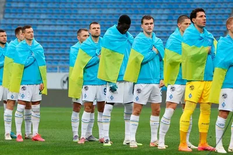 Как международный футбол превращается в политическую игру